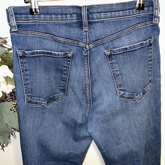 J Brand Ruby High Rise Crop Cigarette Jeans - Picture 6 of 10